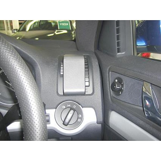 Skoda Octavia Brodit ProClip Mounting Bracket - Right mount (603807)