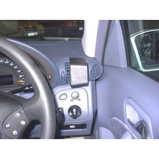 Mercedes CLC-Class Brodit ProClip Mounting Bracket - Right mount (603043)