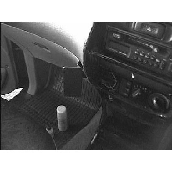 Nissan Terrano II Brodit ProClip Mounting Bracket - Angled mount (652795) Nissan Terrano II Brodit ProClip Mounting Bracket - Angled mount (652795)