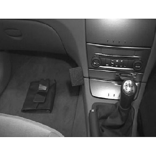 Renault Laguna Brodit ProClip Mounting Bracket - Angled mount (652911)
