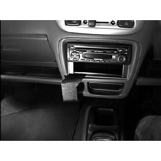 Suzuki Ignis Brodit ProClip Mounting Bracket - Angled mount (652930)