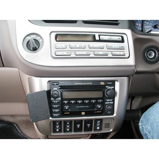 Toyota Sienna Brodit ProClip Mounting Bracket - Angled mount (652971)
