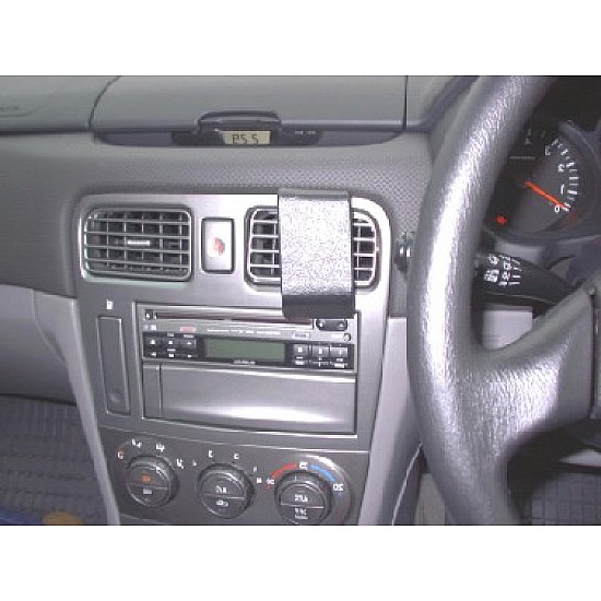 Subaru Forester Brodit ProClip Mounting Bracket - Center mount (653137)