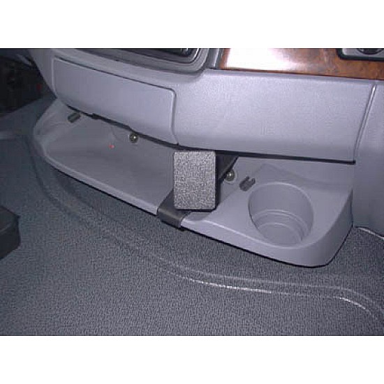 Mercedes Actros Brodit ProClip Mounting Bracket - Angled mount (653356)