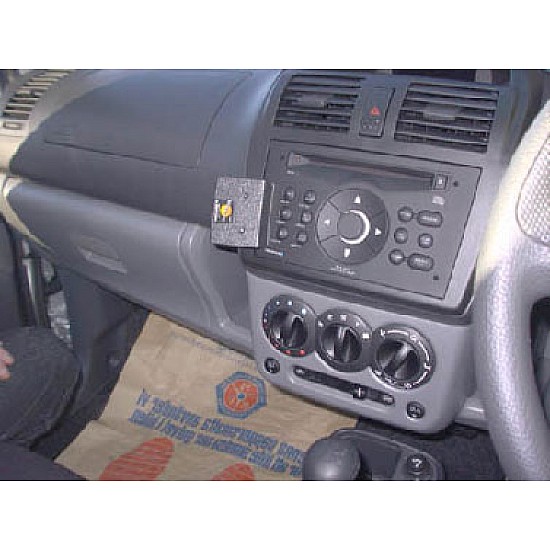 Suzuki Ignis Brodit ProClip Mounting Bracket - Angled mount (653357)