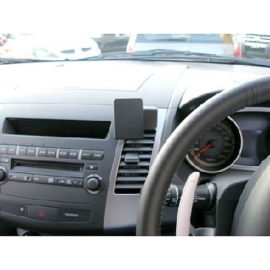 Mitsubishi Outlander Brodit ProClip Mounting Bracket - Center mount (654000)
