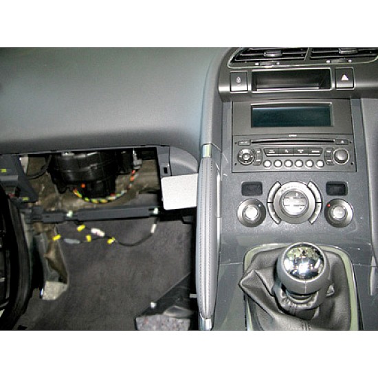 Peugeot 3008 Brodit ProClip Mounting Bracket - Angled mount (654345)