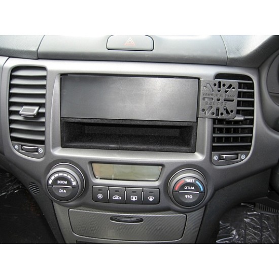 Dashmount 711059 Upper Console Mounting Bracket Kia Magentis 2006 - 2010