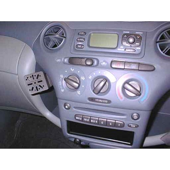 Dashmount 71442 Upper Console Mounting Bracket Toyota Yaris, Verso Upto 2005 Dashmount 71442 Upper Console Mounting Bracket Toyota Yaris, Verso Upto 2005