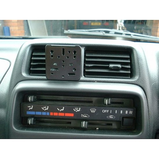 Dashmount 71631 Upper Console Mounting Bracket Suzuki Vitara 1999 - 2003