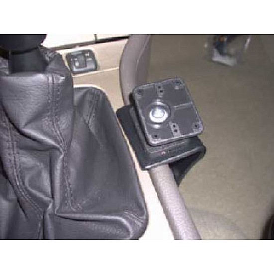 Toyota 4 Runner, Avalon, MR2 Spyder Brodit ProClip Mounting Bracket - Console mount (830535)