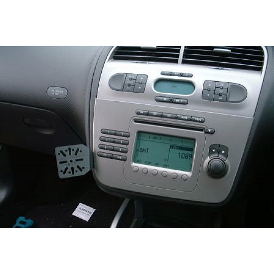 Dashmount 71076tdd Upper Console Mounting Bracket Seat Toledo Double DIN radio Up to 2005