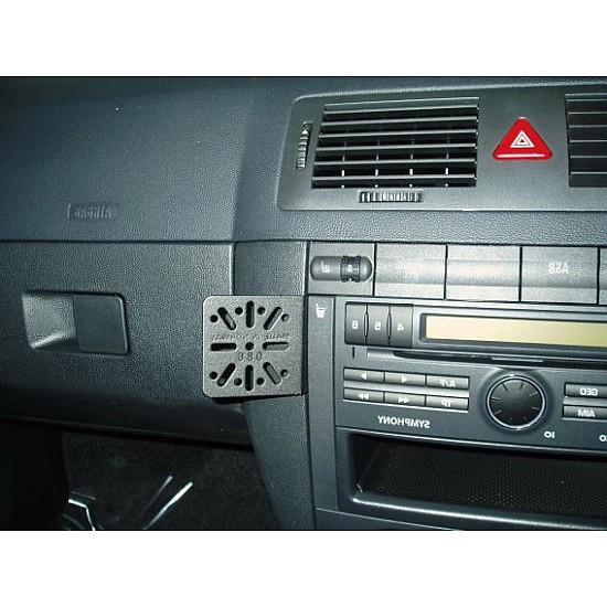 Dashmount 71086 Upper Console Mounting Bracket Skoda Fabia 2004 - 2007