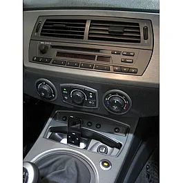 BMW Z4 (E85) SPEC.DOCK iPOD/ iPHONE DOCK 2002-2008 BMWE85V4I30P BMW Z4 (E85) SPEC.DOCK iPOD/ iPHONE DOCK 2002-2008 BMWE85V4I30P