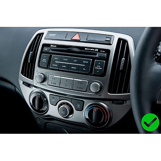 Hyundai i20 (2012-2014) Double DIN Car Stereo Fitting Kit (MANUAL AIR CON CONTROLS)