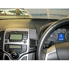 Hyundai i30 Brodit ProClip Mounting Bracket - Center mount (654089) Hyundai i30 Brodit ProClip Mounting Bracket - Center mount (654089)