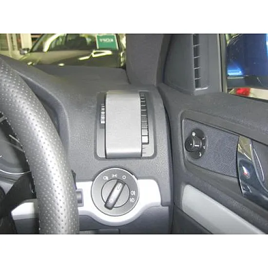 Skoda Octavia Brodit ProClip Mounting Bracket - Right mount (603807) Skoda Octavia Brodit ProClip Mounting Bracket - Right mount (603807)