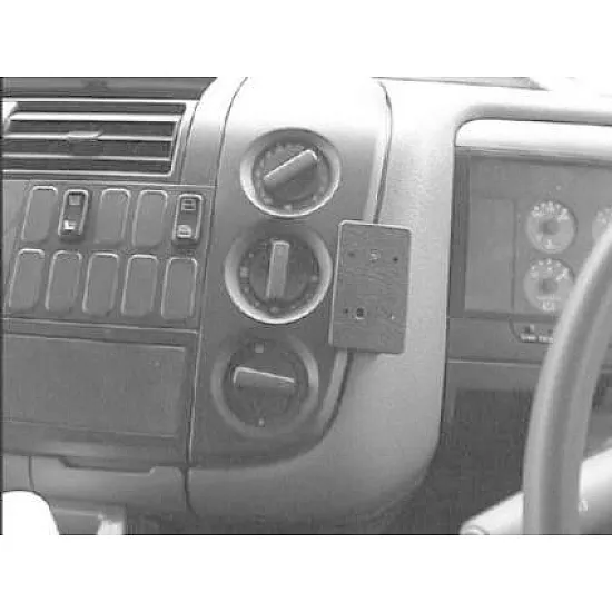 Mercedes Atego Brodit ProClip Mounting Bracket - Center mount (652686) Mercedes Atego Brodit ProClip Mounting Bracket - Center mount (652686)