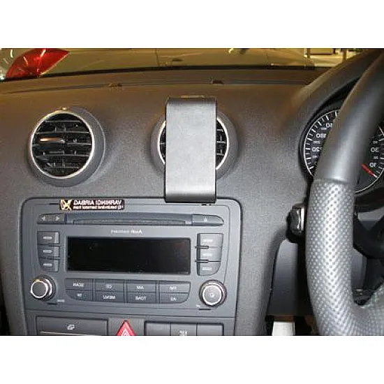 Audi A3, S3 Brodit ProClip Mounting Bracket - Center mount (653989) Audi A3, S3 Brodit ProClip Mounting Bracket - Center mount (653989)