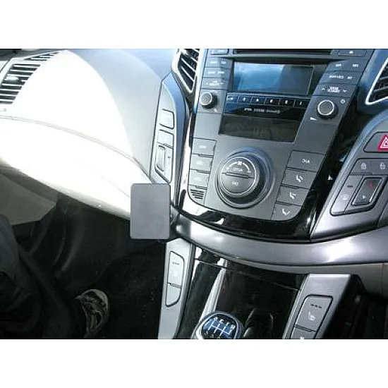 Hyundai i40 Brodit ProClip Mounting Bracket - Angled mount (654686) Hyundai i40 Brodit ProClip Mounting Bracket - Angled mount (654686)