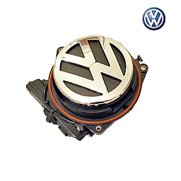 Volkswagen Rear Emblem Camera Golf 7 2012 >