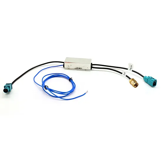 Connects2 CT27AA133 - DAB Fakra to SMA Connector Aerial Antenna Splitter