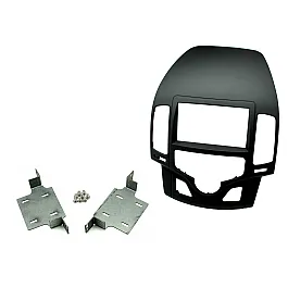 Connects2 Double DIN Stereo Fascia Plate For Hyundai - CT23HY12