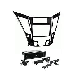 Connects2 Double DIN Stereo Fascia Plate For Hyundai - CT23HY24