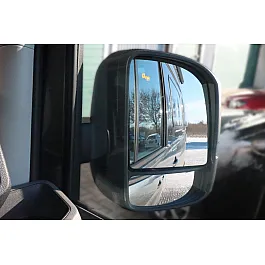 VW Crafter - Side Assist & Rear Traffic  Alert System