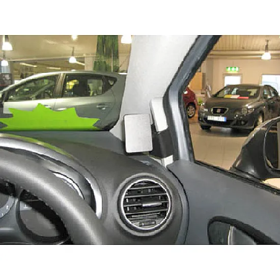 Seat Leon Brodit ProClip Mounting Bracket - Right mount (604274) Seat Leon Brodit ProClip Mounting Bracket - Right mount (604274)