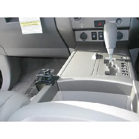 Nissan Titan Brodit ProClip Mounting Bracket - Console mount (630526) Nissan Titan Brodit ProClip Mounting Bracket - Console mount (630526)