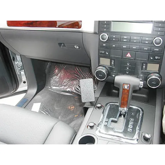 Volkswagen Touareg Brodit ProClip Mounting Bracket - Console mount (633297) Volkswagen Touareg Brodit ProClip Mounting Bracket - Console mount (633297)