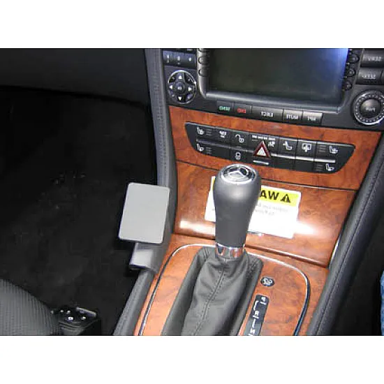 Mercedes CLS-Class Brodit ProClip Mounting Bracket - Console mount (633625) Mercedes CLS-Class Brodit ProClip Mounting Bracket - Console mount (633625)