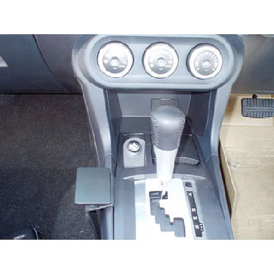 Mitsubishi Lancer Brodit ProClip Mounting Bracket - Console mount (634052) Mitsubishi Lancer Brodit ProClip Mounting Bracket - Console mount (634052)