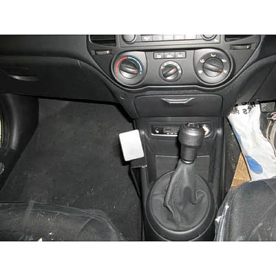 Hyundai i20 Brodit ProClip Mounting Bracket - Console mount (634289) Hyundai i20 Brodit ProClip Mounting Bracket - Console mount (634289)