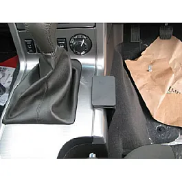 Nissan Navara Brodit ProClip Mounting Bracket - Console mount (634522) Nissan Navara Brodit ProClip Mounting Bracket - Console mount (634522)
