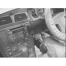 Volvo S60, XC70 Brodit ProClip Mounting Bracket - Center mount (652790) Volvo S60, XC70 Brodit ProClip Mounting Bracket - Center mount (652790)