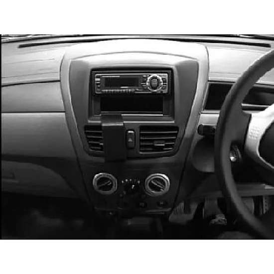 Suzuki Liana Brodit ProClip Mounting Bracket - Center mount (652926)