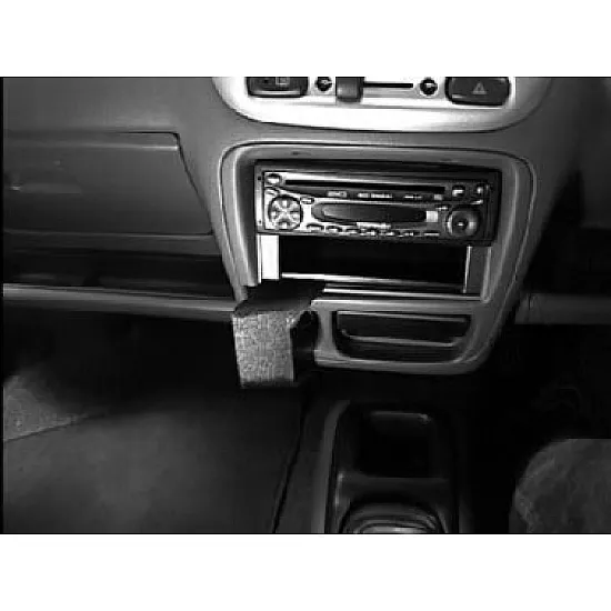 Suzuki Ignis Brodit ProClip Mounting Bracket - Angled mount (652930) Suzuki Ignis Brodit ProClip Mounting Bracket - Angled mount (652930)