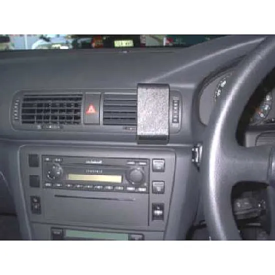 Skoda Superb Brodit ProClip Mounting Bracket - Center mount (653073)