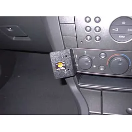 Vauxhall Signum, Vectra C Brodit ProClip Mounting Bracket - Angled mount (653077) Vauxhall Signum, Vectra C Brodit ProClip Mounting Bracket - Angled mount (653077)