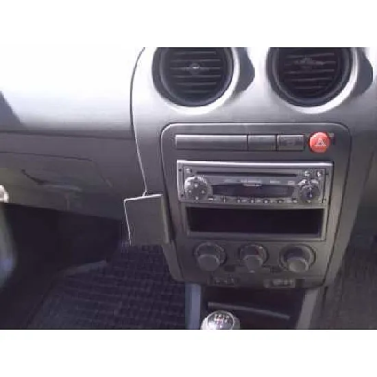 Seat Ibiza Brodit ProClip Mounting Bracket - Angled mount (653081) Seat Ibiza Brodit ProClip Mounting Bracket - Angled mount (653081)
