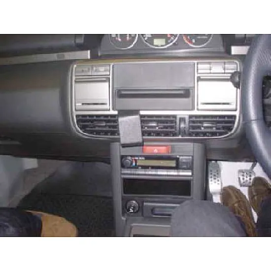 Nissan X-Trail Brodit ProClip Mounting Bracket - Center mount (653134) Nissan X-Trail Brodit ProClip Mounting Bracket - Center mount (653134)