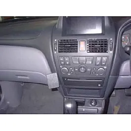Nissan Almera Brodit ProClip Mounting Bracket - Angled mount (653135) Nissan Almera Brodit ProClip Mounting Bracket - Angled mount (653135)