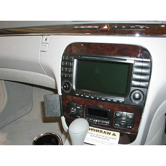 Mercedes S-Class Brodit ProClip Mounting Bracket - Angled mount (653247) Mercedes S-Class Brodit ProClip Mounting Bracket - Angled mount (653247)