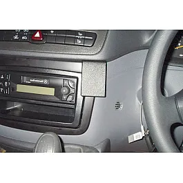 Mercedes V-Class, Vito, Viano Brodit ProClip Mounting Bracket - Center mount, Low (653365)