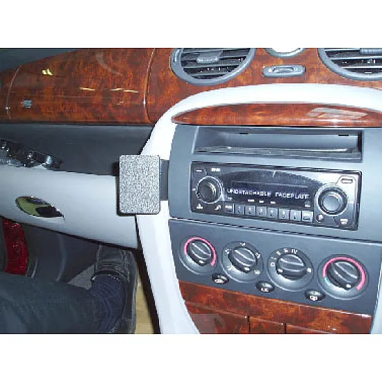 MG ZT Brodit ProClip Mounting Bracket - Angled mount (653424) MG ZT Brodit ProClip Mounting Bracket - Angled mount (653424)