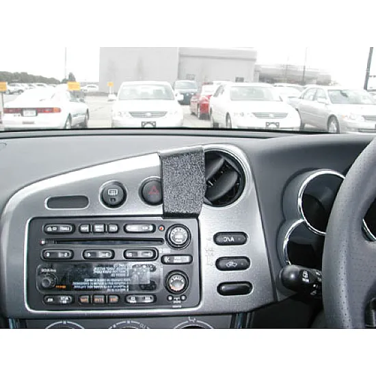 Toyota Matrix Brodit ProClip Mounting Bracket - Center mount (653448)