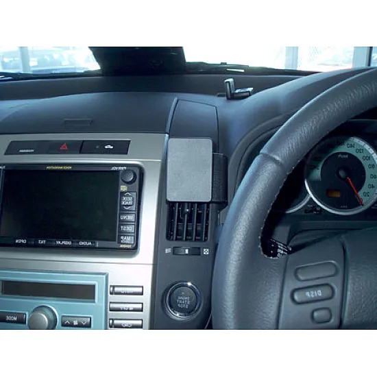 Toyota Corolla Verso Brodit ProClip Mounting Bracket - Center mount (653477) Toyota Corolla Verso Brodit ProClip Mounting Bracket - Center mount (653477)
