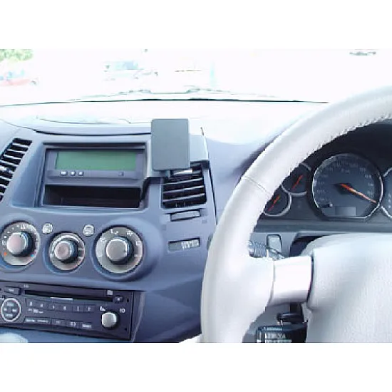 Mitsubishi Grandis Brodit ProClip Mounting Bracket - Center mount (653488) Mitsubishi Grandis Brodit ProClip Mounting Bracket - Center mount (653488)